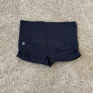 Lululemon Cinched Sides Compression Shorts - Size 2